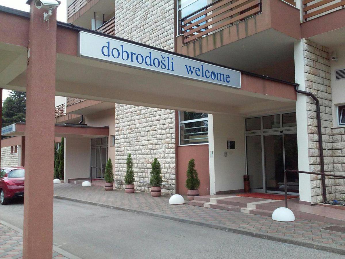 Hotel Monument Mrakovica Buitenkant foto