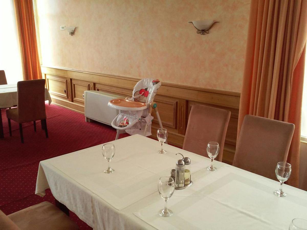 Hotel Monument Mrakovica Buitenkant foto