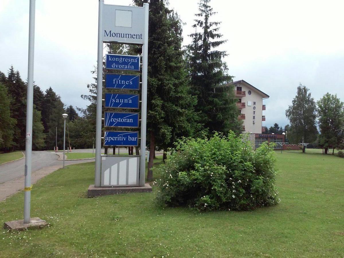 Hotel Monument Mrakovica Buitenkant foto